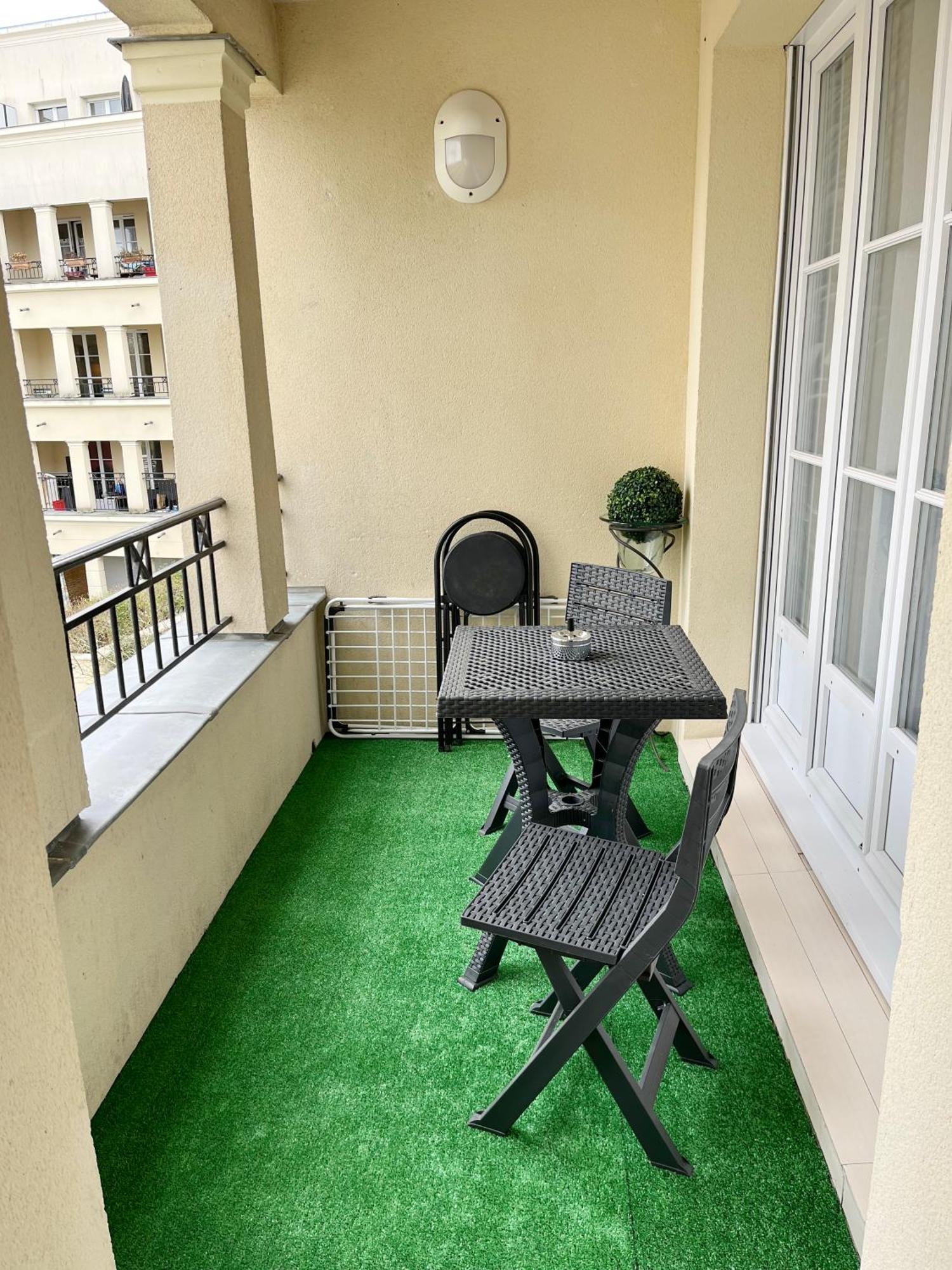 Logement Proche Disneyland, Val D'Europe, Et Paris ! Apartment Serris Bagian luar foto